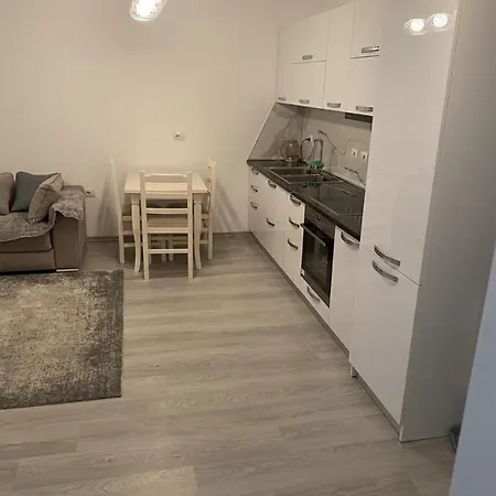 Διαμέρισμα One Bedroom *